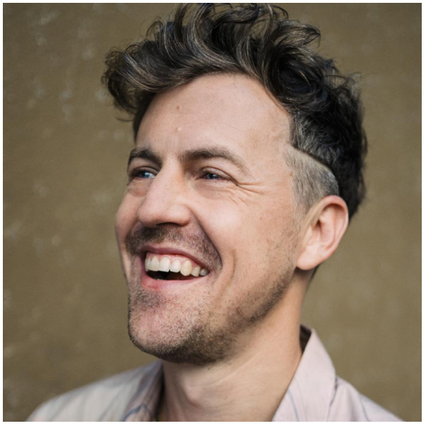 Alex Moffat Headshot