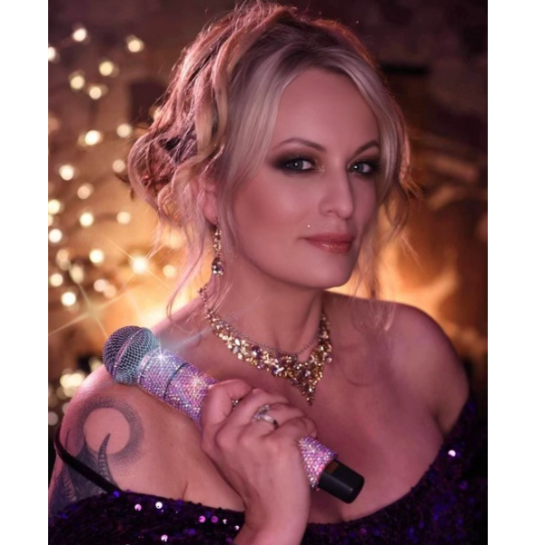 Stormy Daniels Headshot