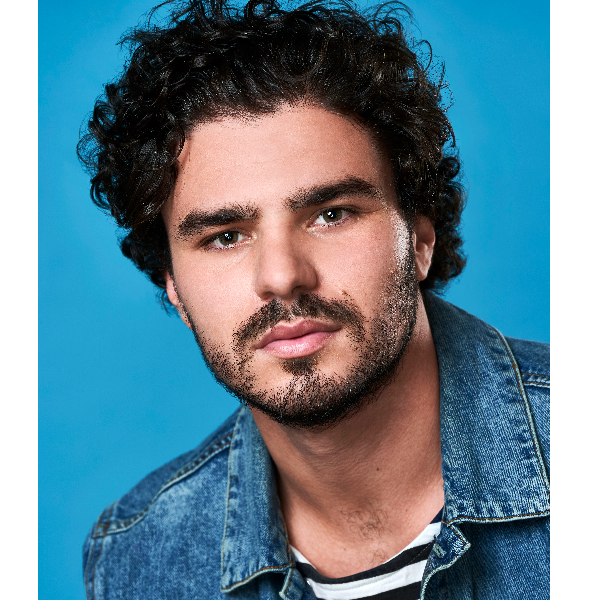 AMOS GILL Headshot
