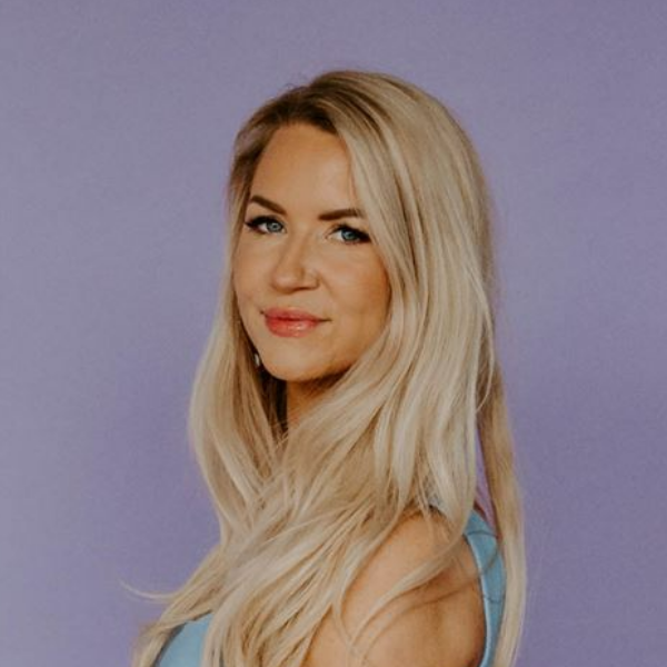 Kelly Collette Headshot