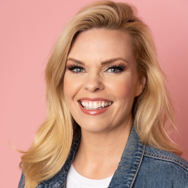 Nicole Burch Headshot