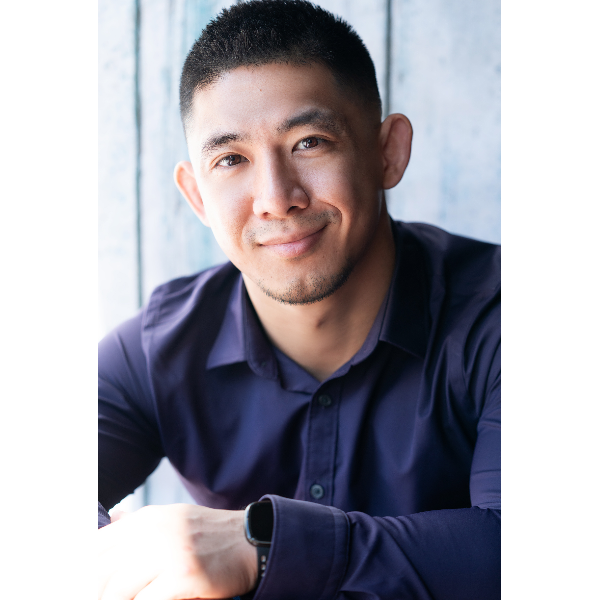 Peter Liu Headshot