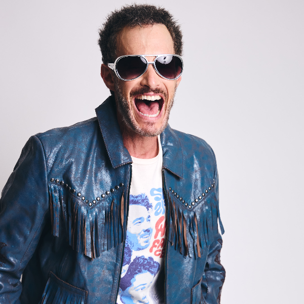 Josh Wolf Headshot